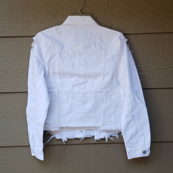 BLANK NYC Frayed Distressed Denim Jacket white - Picture 16 of 16